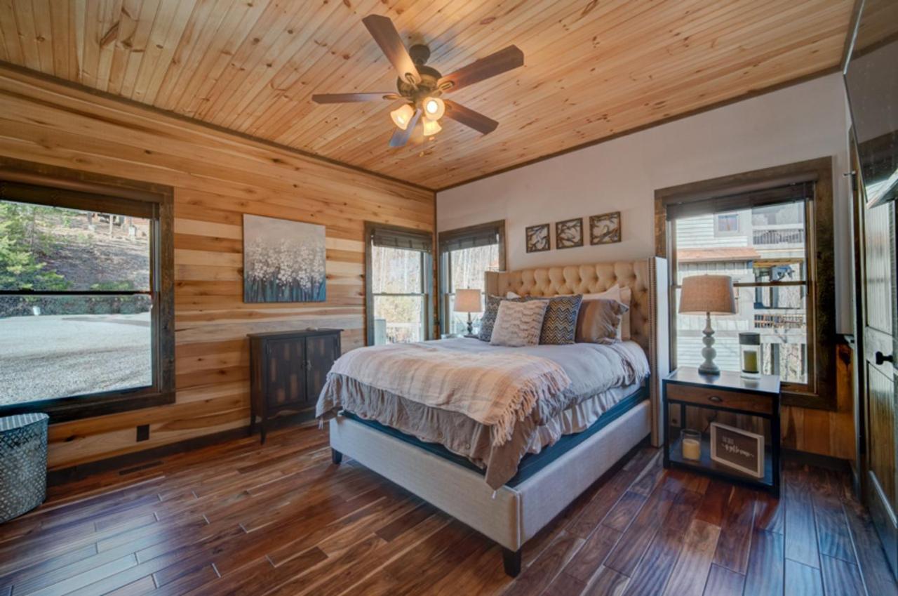Bear Claw Cabin Blue Ridge Extérieur photo
